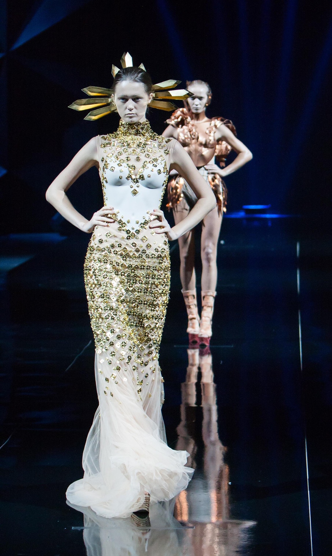 ahmadardity fashion show 1746618 1920